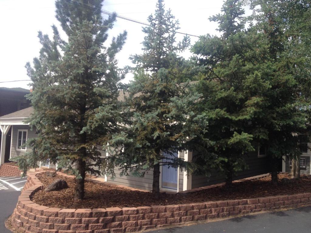 Basalt Mountain Inn Ngoại thất bức ảnh